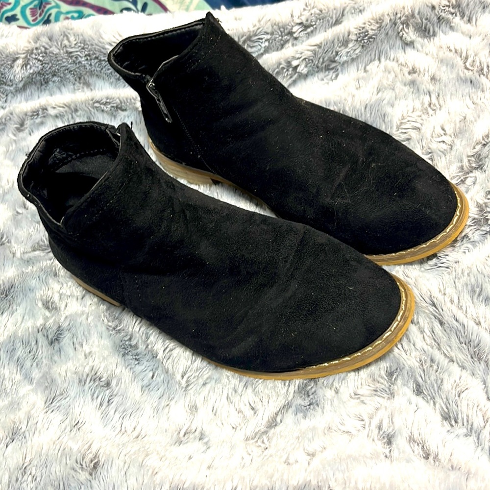 Black seven7 booty’s